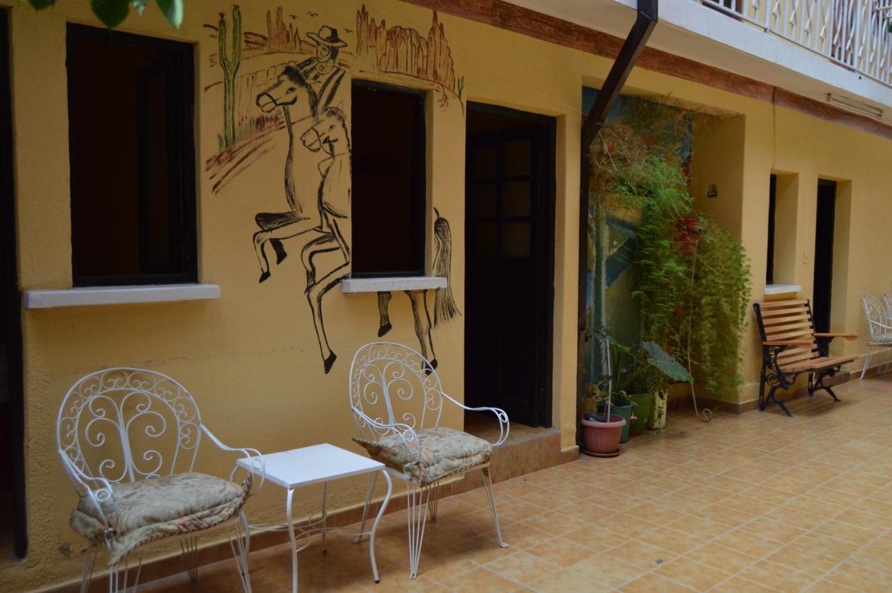 Hostal Coronel Pedro Arraya Tupiza Εξωτερικό φωτογραφία